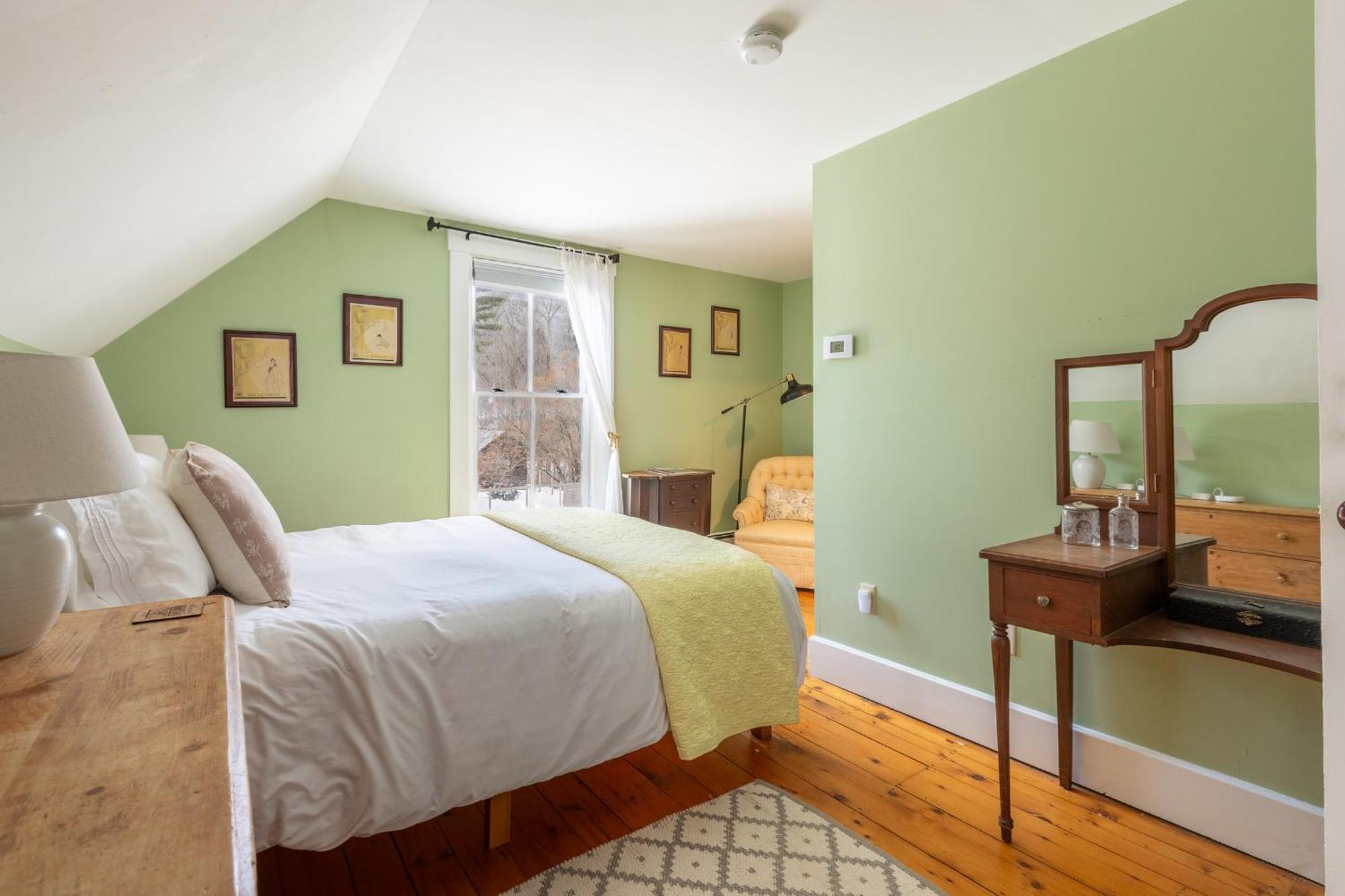 Woodbridge Inn Bed & Breakfast Woodstock Exterior photo